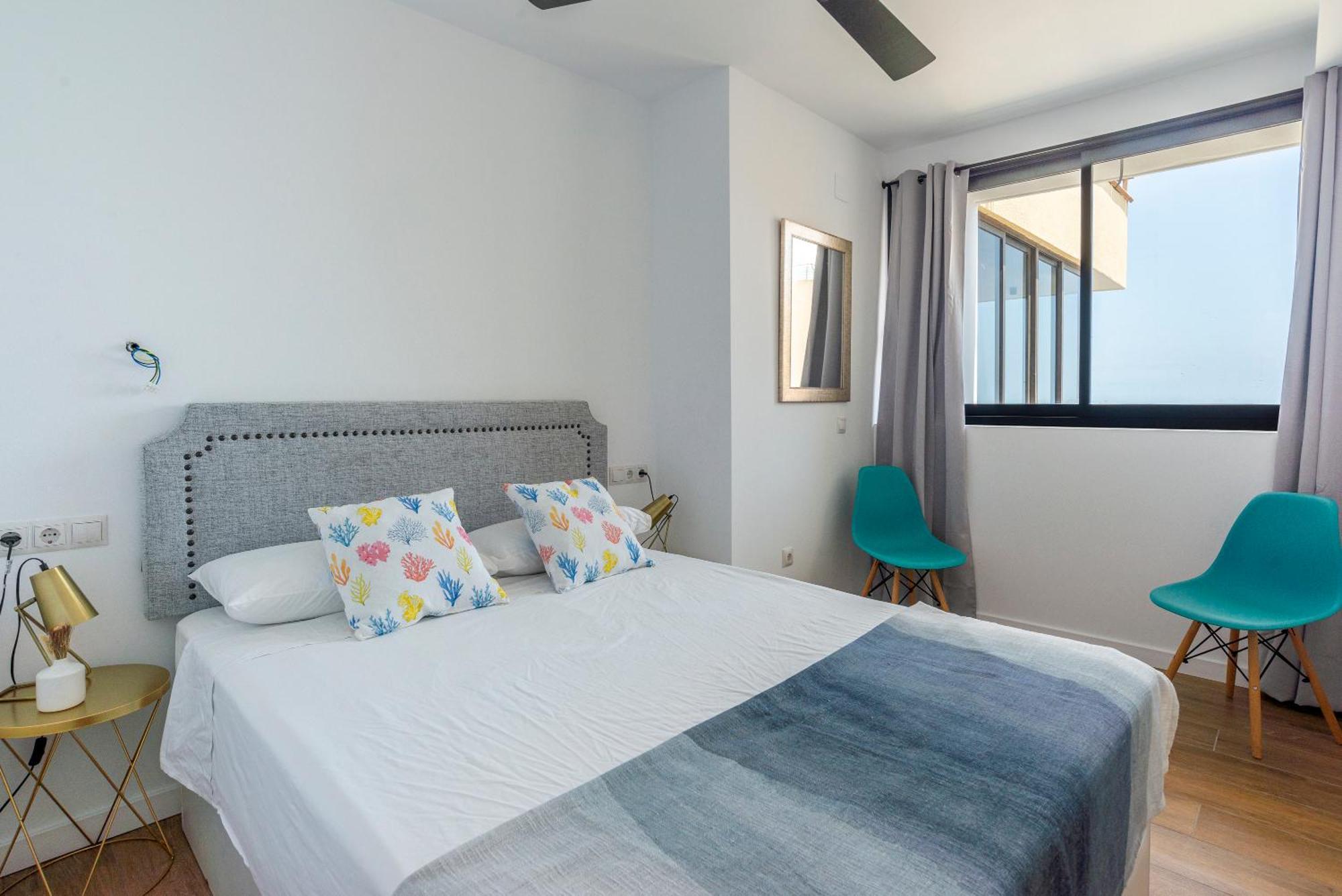 Playamar Waterfront Exclusive Apartment And Views Tower 2 Fl 14 Торремолинос Экстерьер фото