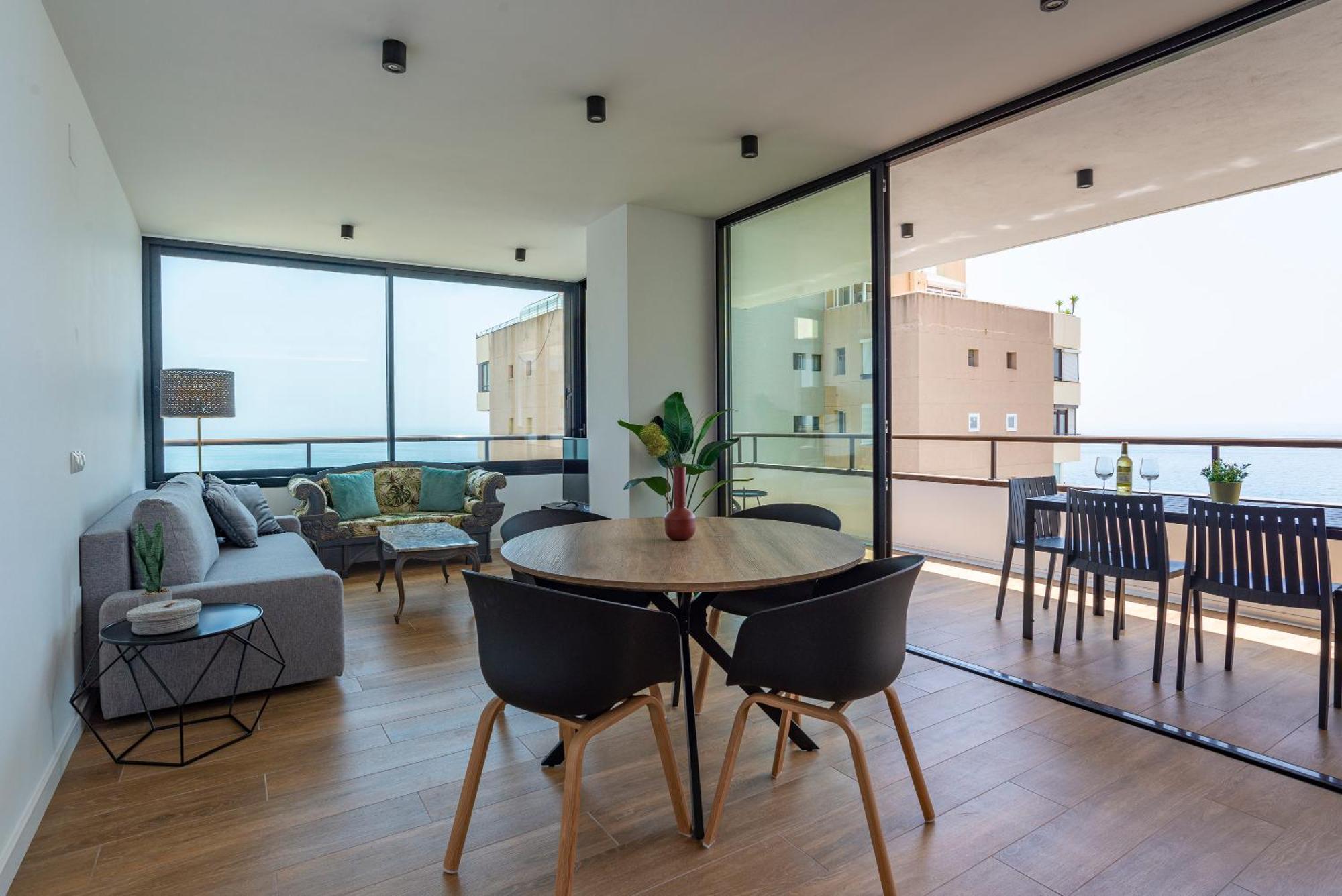 Playamar Waterfront Exclusive Apartment And Views Tower 2 Fl 14 Торремолинос Экстерьер фото