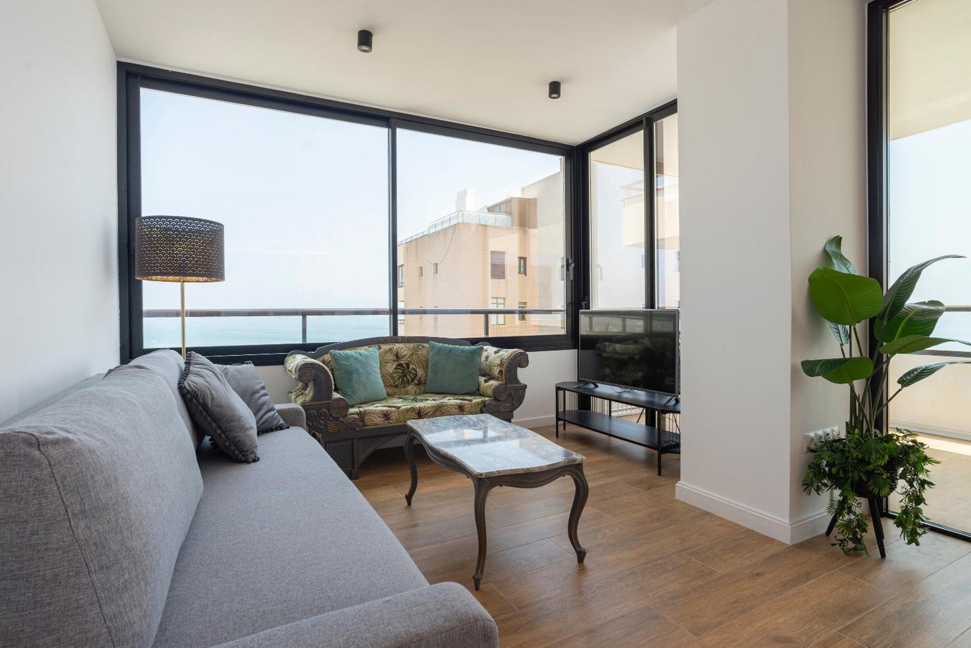 Playamar Waterfront Exclusive Apartment And Views Tower 2 Fl 14 Торремолинос Экстерьер фото