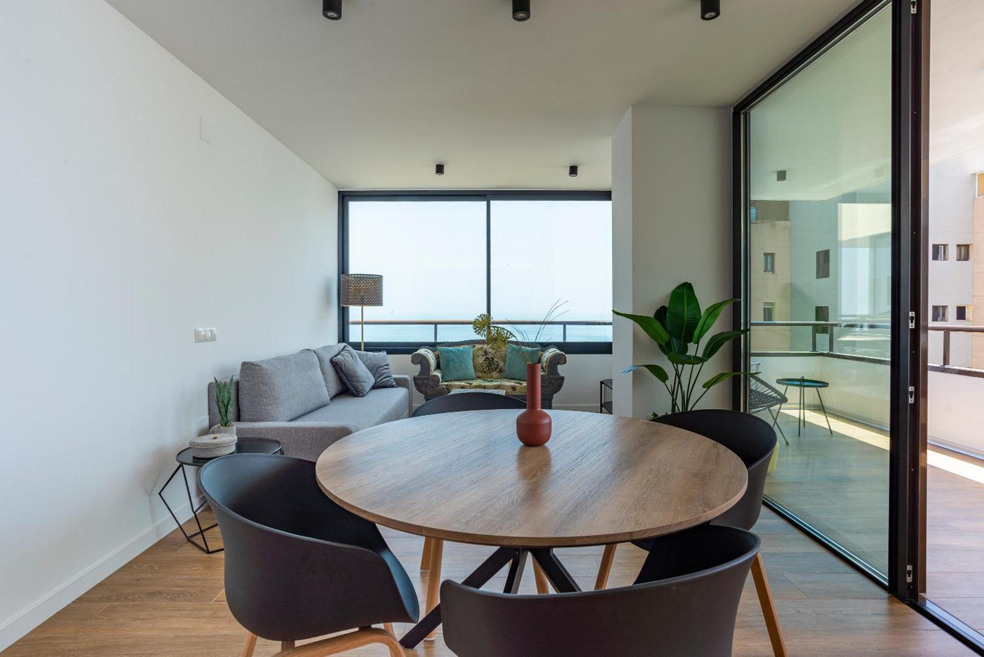 Playamar Waterfront Exclusive Apartment And Views Tower 2 Fl 14 Торремолинос Экстерьер фото