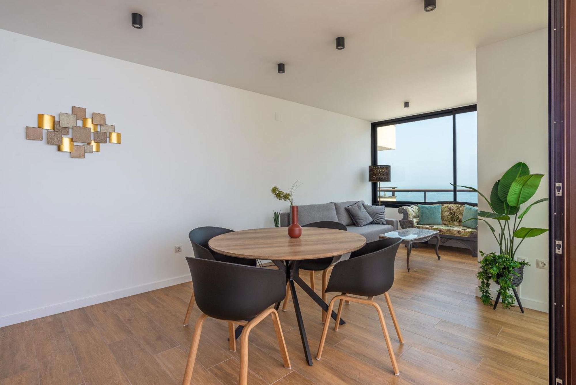 Playamar Waterfront Exclusive Apartment And Views Tower 2 Fl 14 Торремолинос Экстерьер фото